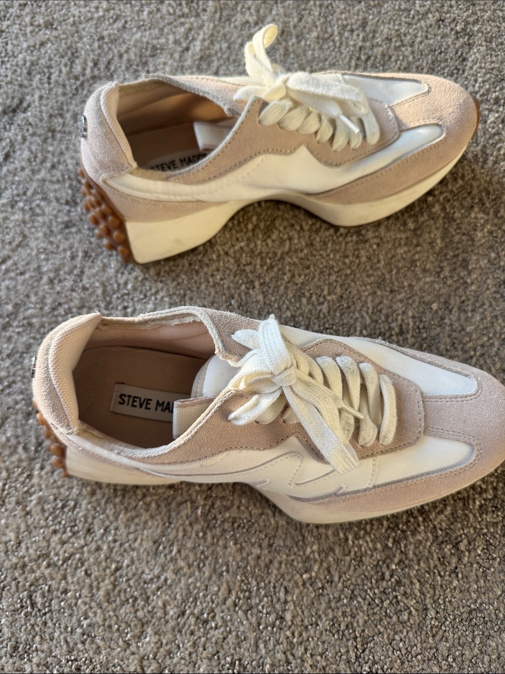 Steve Madden Women’s Cream & Blush Platform Lace-Up Sneaker